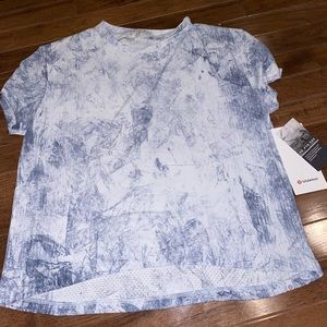 Lululemon Train to be Short Sleeve